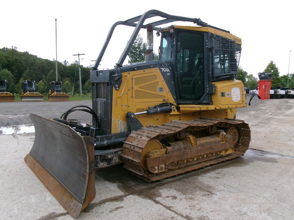 2022 John Deere 700L