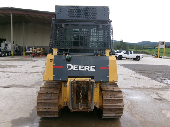 2022 John Deere 700L