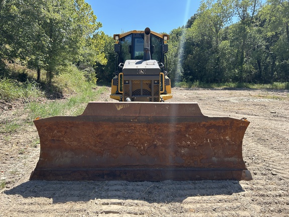 2023 John Deere 700L