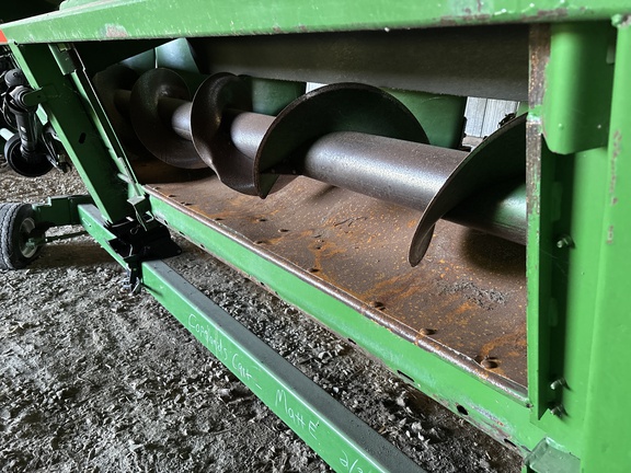 Used 2005 John Deere 893 Corn and Row Crop headers at Koenig Equipment in Franklin, IN - Photo3