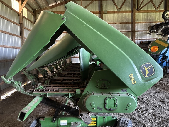 Used 2005 John Deere 893 Corn and Row Crop headers at Koenig Equipment in Franklin, IN - Photo7