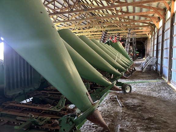 Used 2005 John Deere 893 Corn and Row Crop headers at Koenig Equipment in Franklin, IN - Photo10