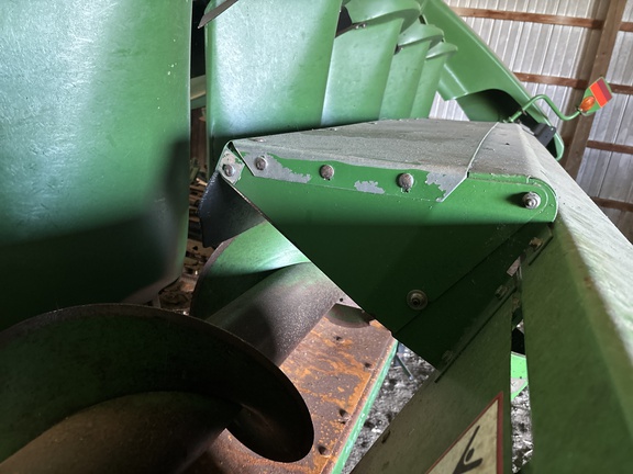 Used 2005 John Deere 893 Corn and Row Crop headers at Koenig Equipment in Franklin, IN - Photo12