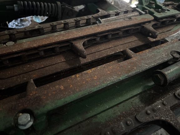 Used 2005 John Deere 893 Corn and Row Crop headers at Koenig Equipment in Franklin, IN - Photo14