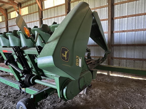 Used 2005 John Deere 893 Corn and Row Crop headers at Koenig Equipment in Franklin, IN - Photo15