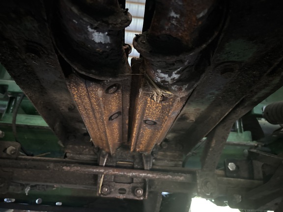 Used 2005 John Deere 893 Corn and Row Crop headers at Koenig Equipment in Franklin, IN - Photo22