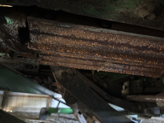 Used 2005 John Deere 893 Corn and Row Crop headers at Koenig Equipment in Franklin, IN - Photo24
