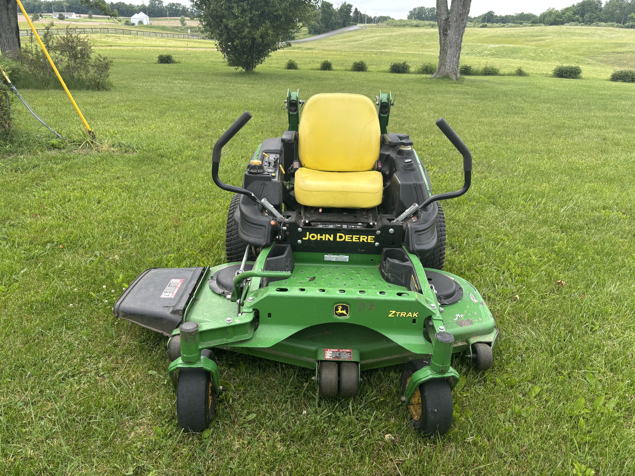 Used 2016 John Deere Z915B Zero Turn Mowers at Koenig Equipment in Urbana, OH - PhotoXL0