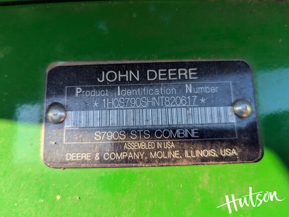 Photo of 2022 John Deere S790