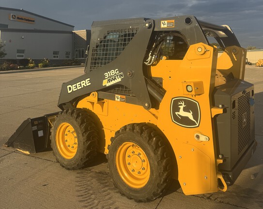 2024 John Deere 318G