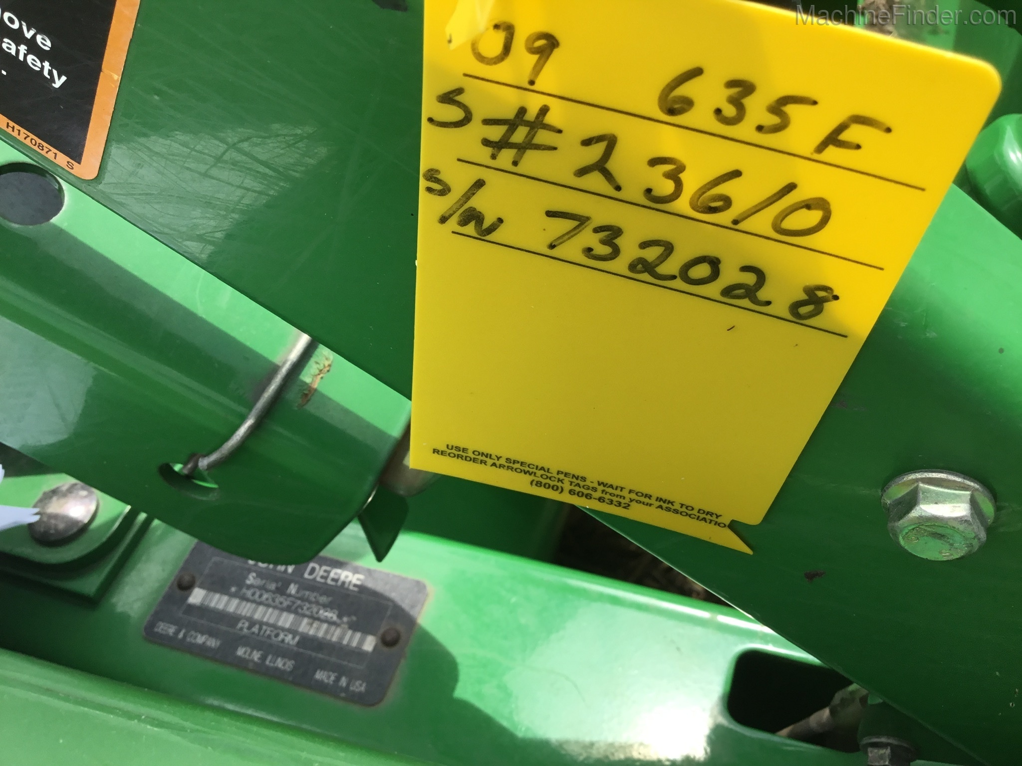 2009 John Deere 635F Image 3