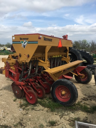 Vermeer No Till Drill Image 1