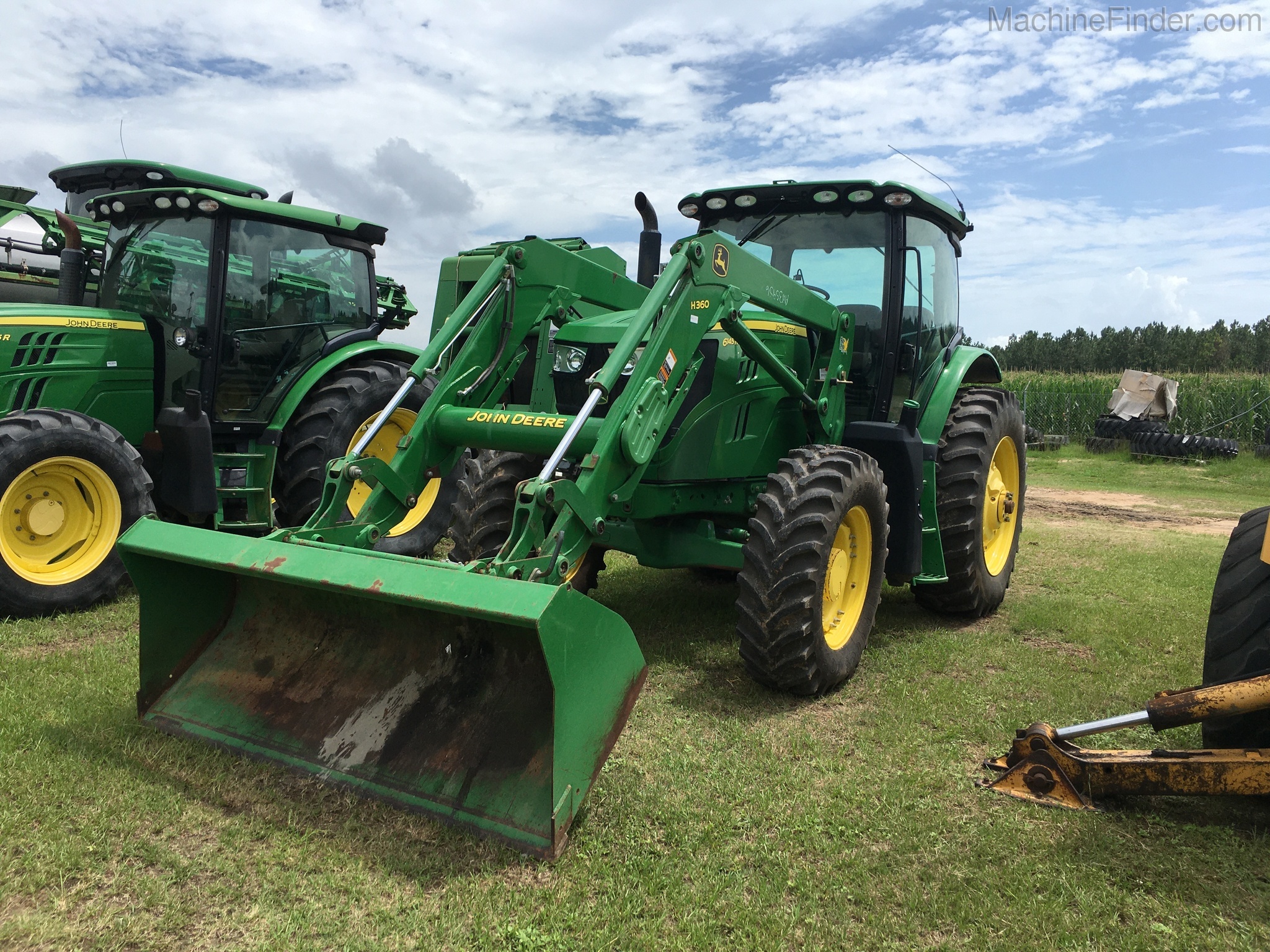 2015 John Deere 6145R Image 4