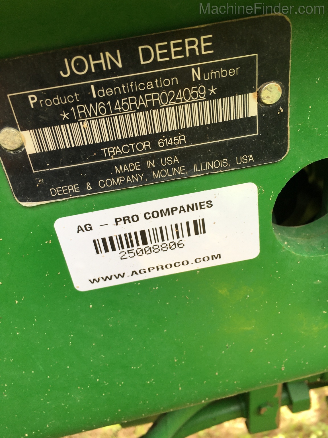 2015 John Deere 6145R Image 3
