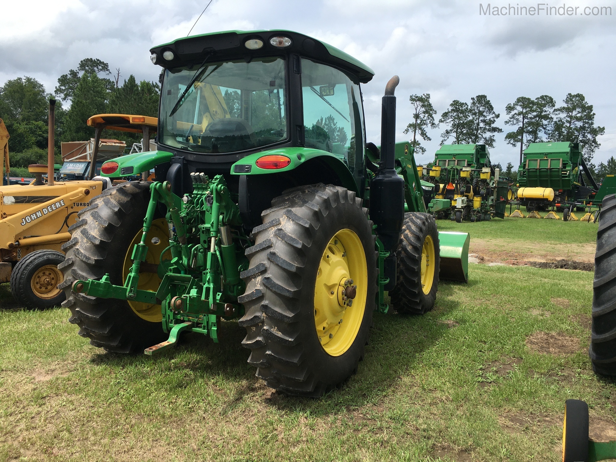 2015 John Deere 6145R Image 5
