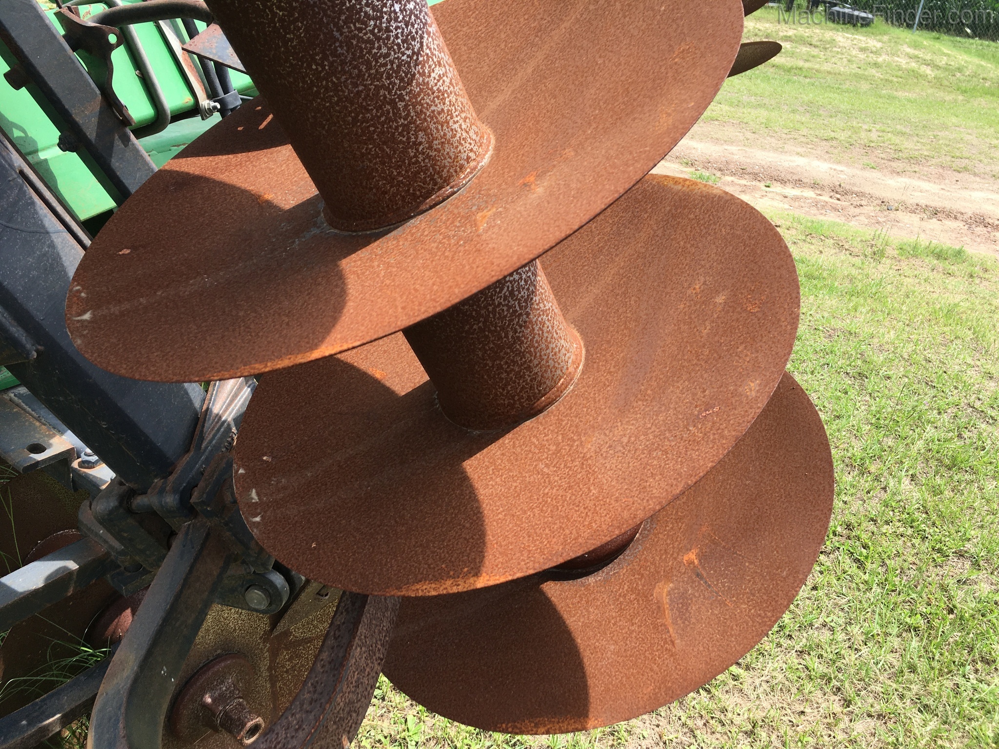 2004 John Deere 637 Image 4