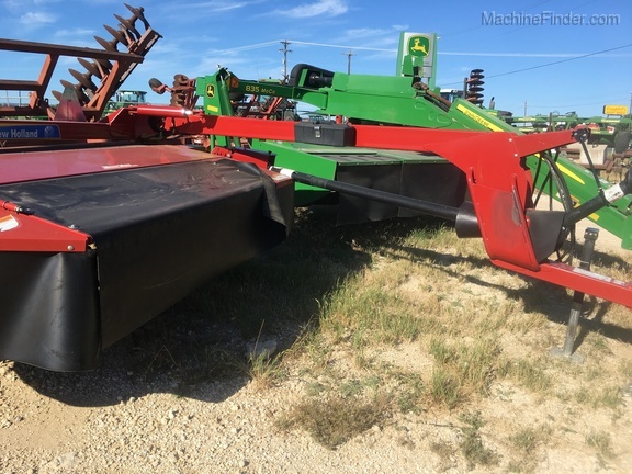 2015 New Holland H6830 Image 6