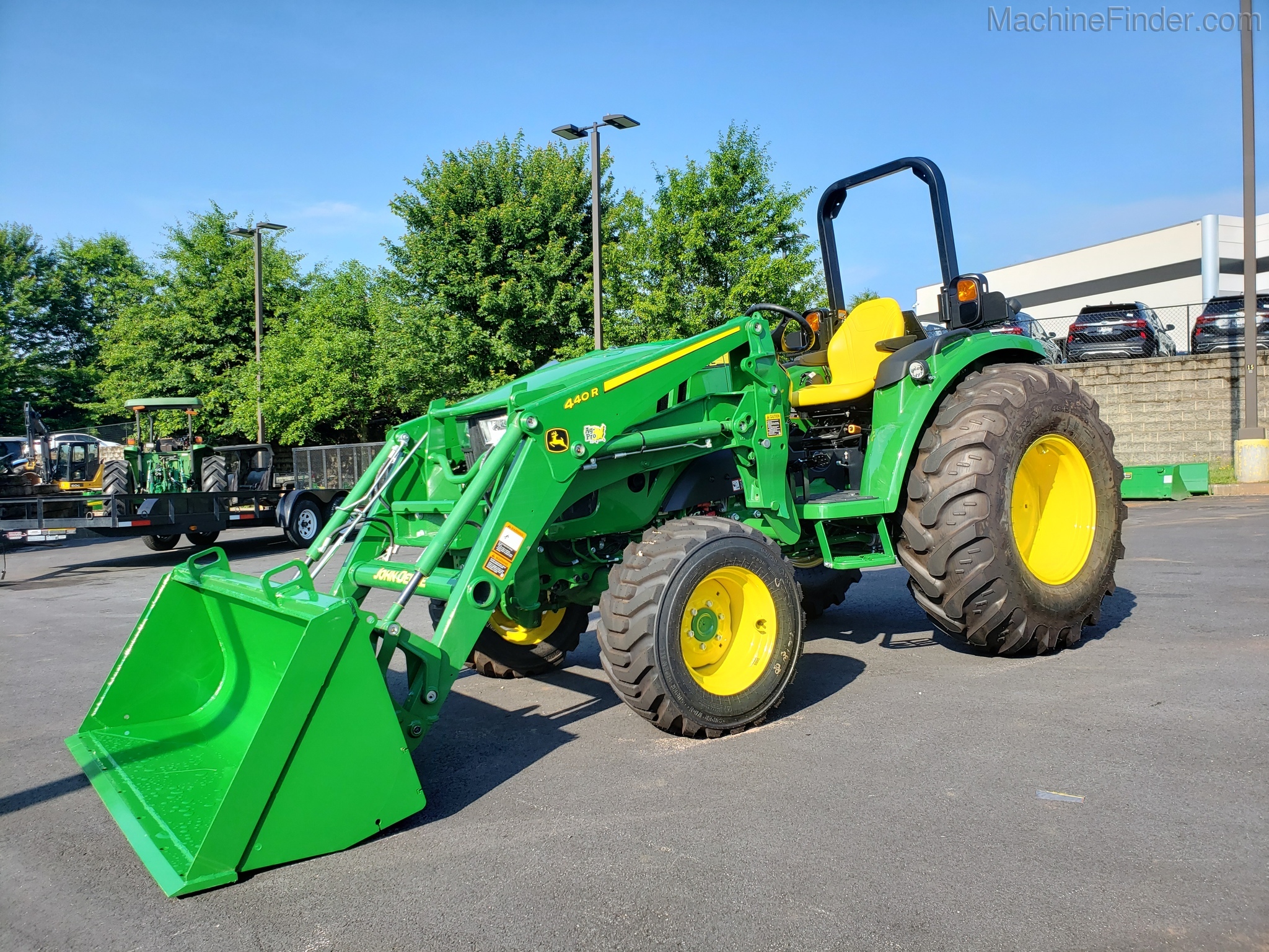 2020 John Deere 4066M Heavy Duty Image 2
