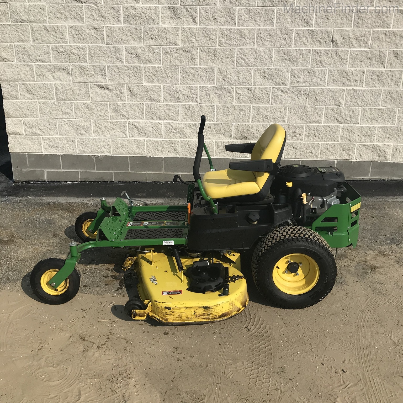 2017 John Deere Z375R Image 2