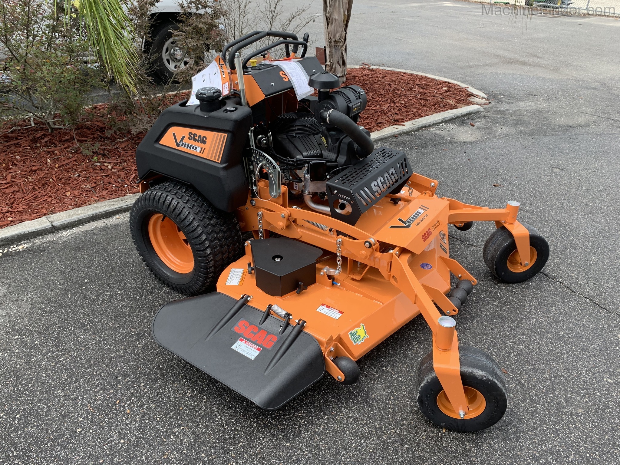 2020 Scag SVRII61V-37BVEFI Image 1