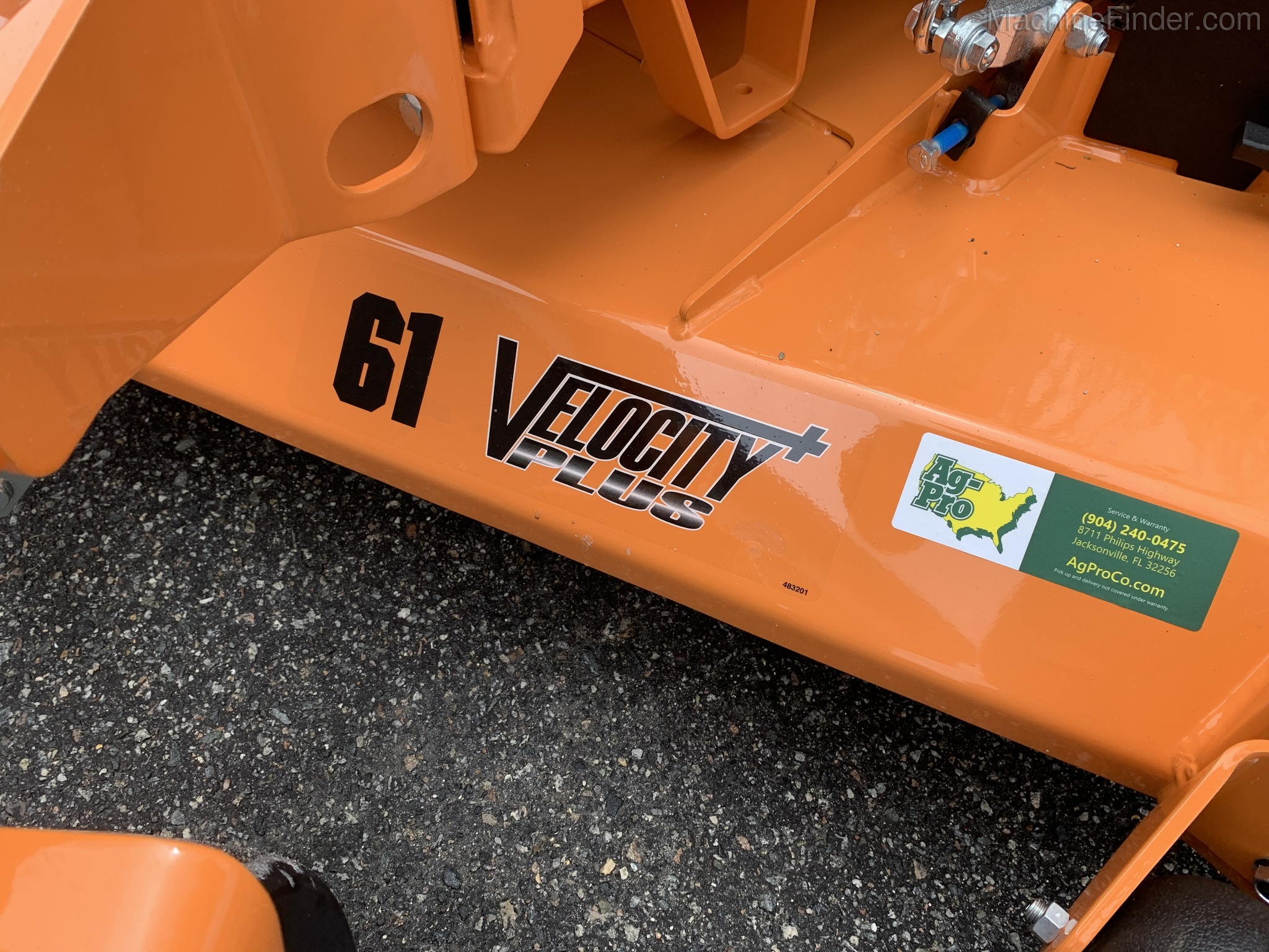 2020 Scag SVRII61V-37BVEFI Image 8