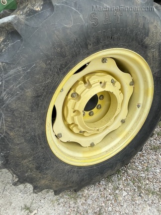 2008 John Deere 5325 Image 4
