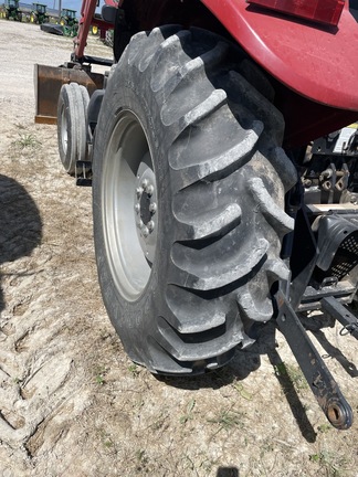 2003 Case IH JX65 Image 5