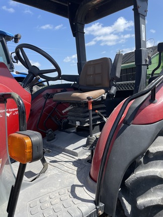 2003 Case IH JX65 Image 7
