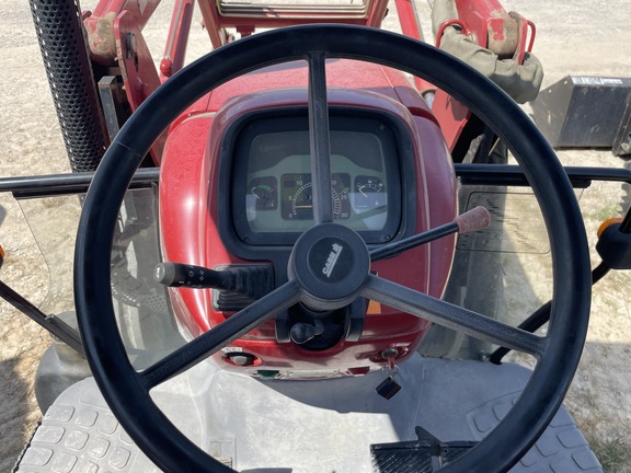 2003 Case IH JX65 Image 9