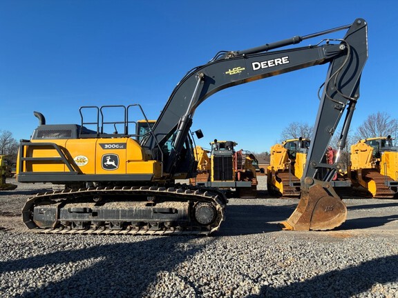 2022 John Deere 300GL
