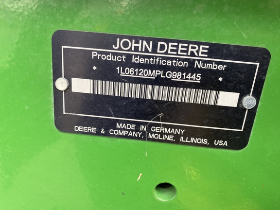 2021 John Deere 6120M-5