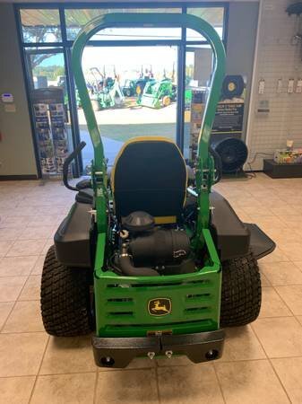 2025 John Deere Z920M Image 4
