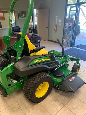 2025 John Deere Z920M Image 2
