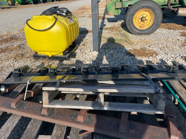  2019 John Deere AT337951 at Heritage Tractor in Clinton, MO