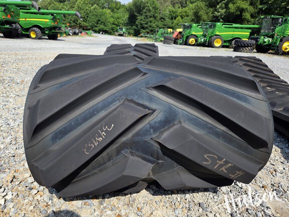 Photo of 2023 Camso 30"  4500 TRACKS