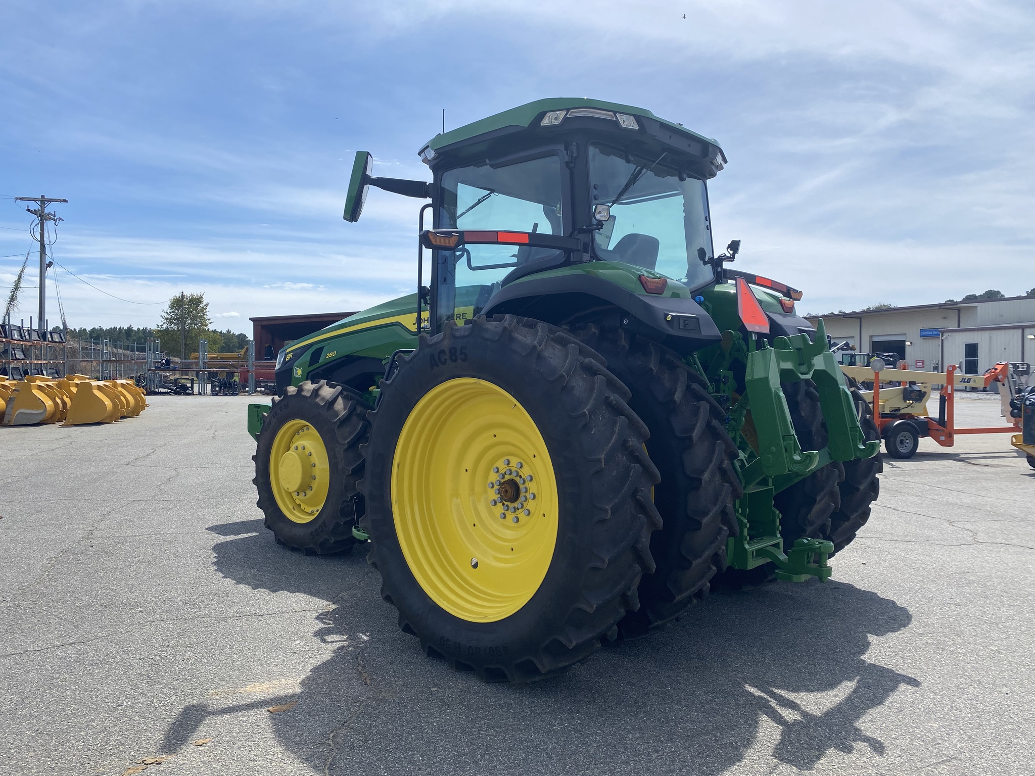 2023 John Deere 8R 280 Image 8