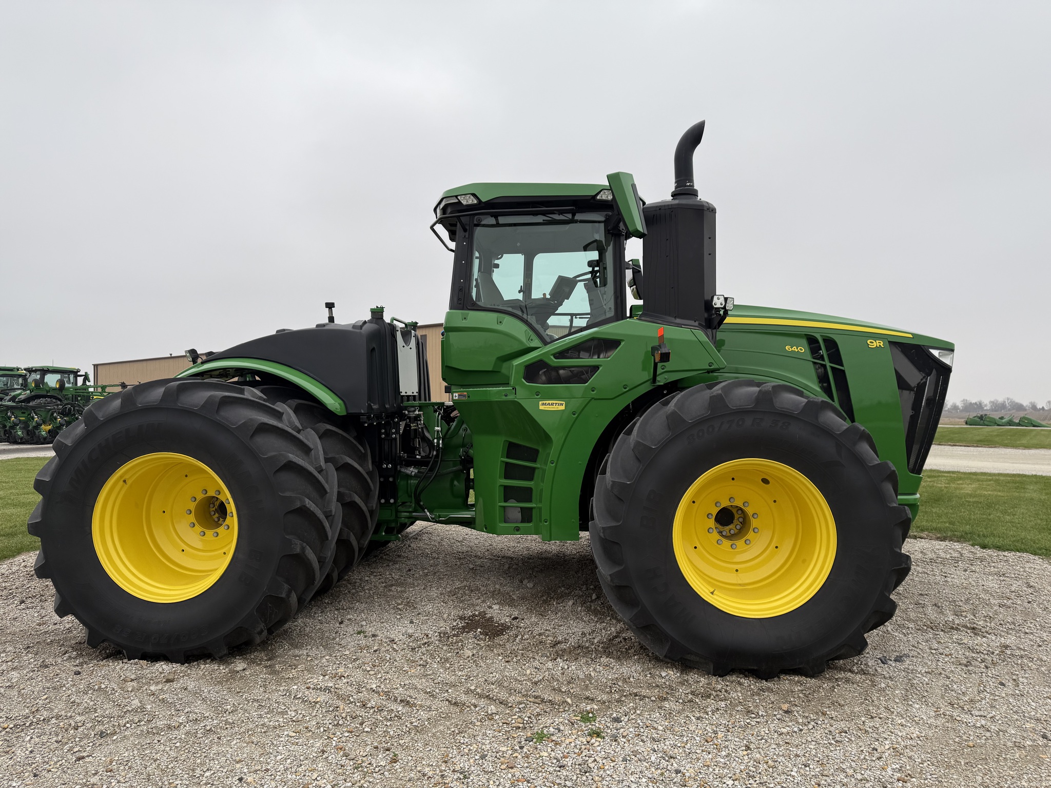  2022 John Deere 9R 640 at Heritage Tractor in Lexington, IL