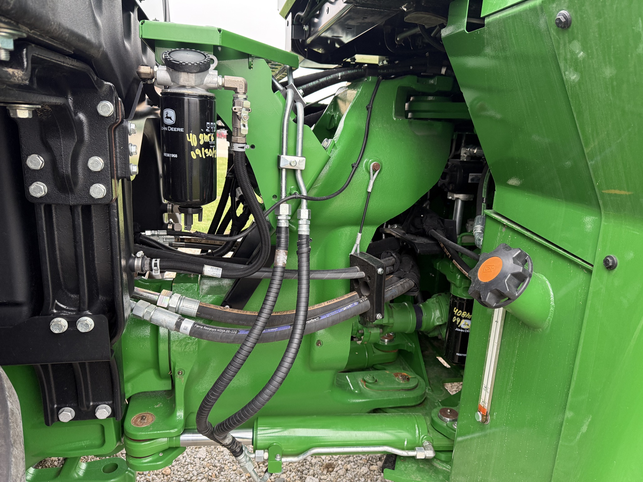  2022 John Deere 9R 640 at Heritage Tractor in Lexington, IL
