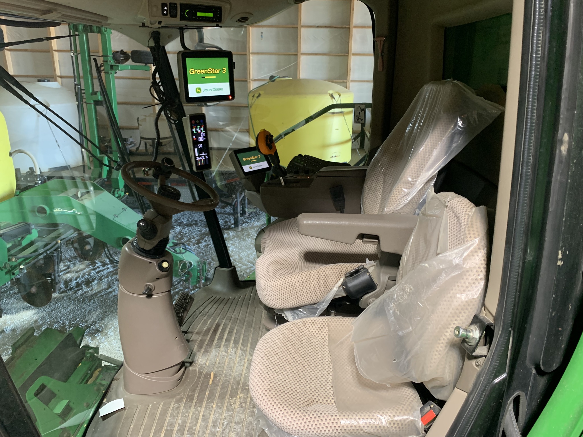 2012 John Deere S660 Image 2