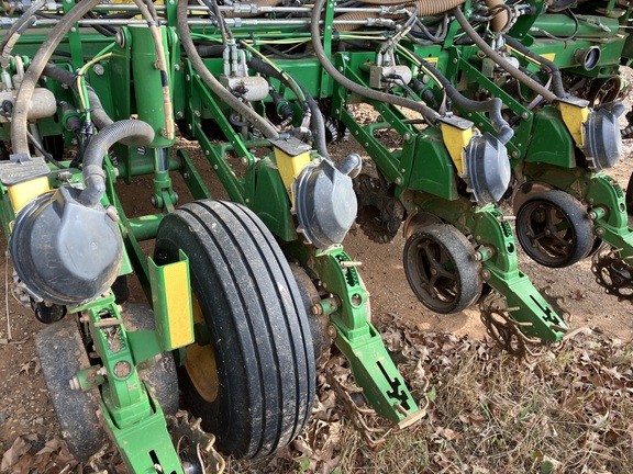 2020 John Deere 1775NT