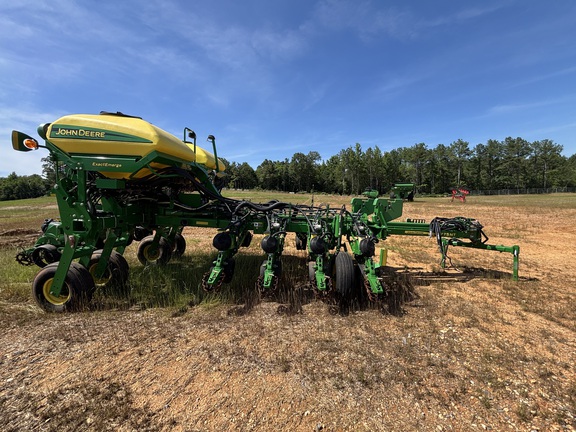 2020 John Deere 1775NT