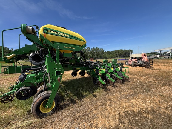 2020 John Deere 1775NT