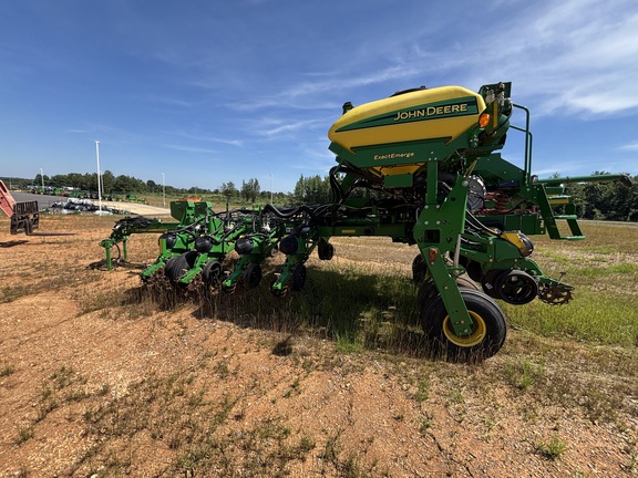 2020 John Deere 1775NT