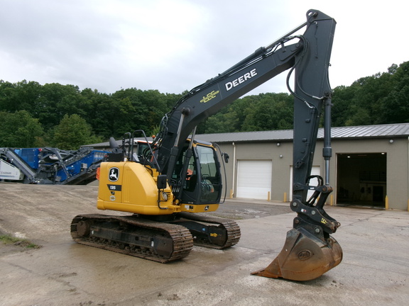 2024 John Deere 135P