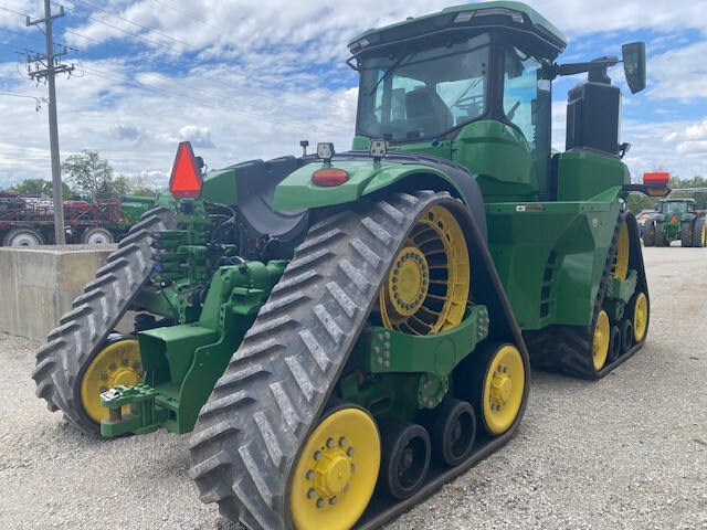  2023 John Deere 9RX 640 at Heritage Tractor in Dixon, IL