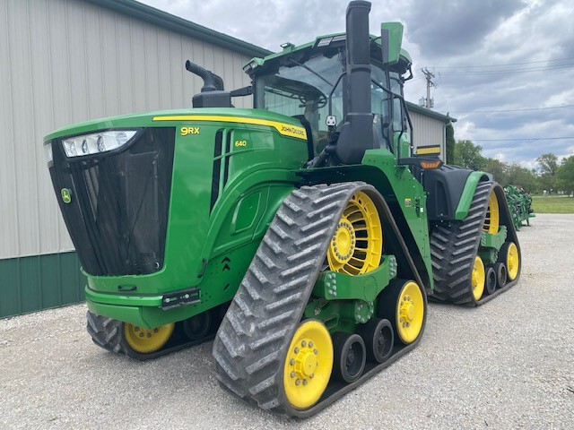  2023 John Deere 9RX 640 at Heritage Tractor in Dixon, IL