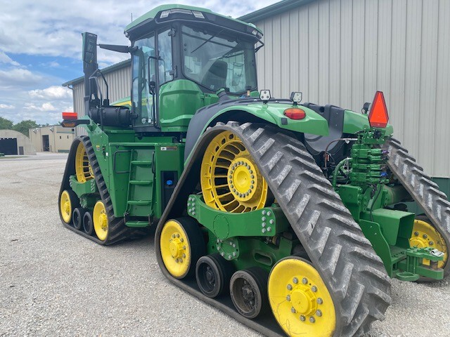  2023 John Deere 9RX 640 at Heritage Tractor in Dixon, IL