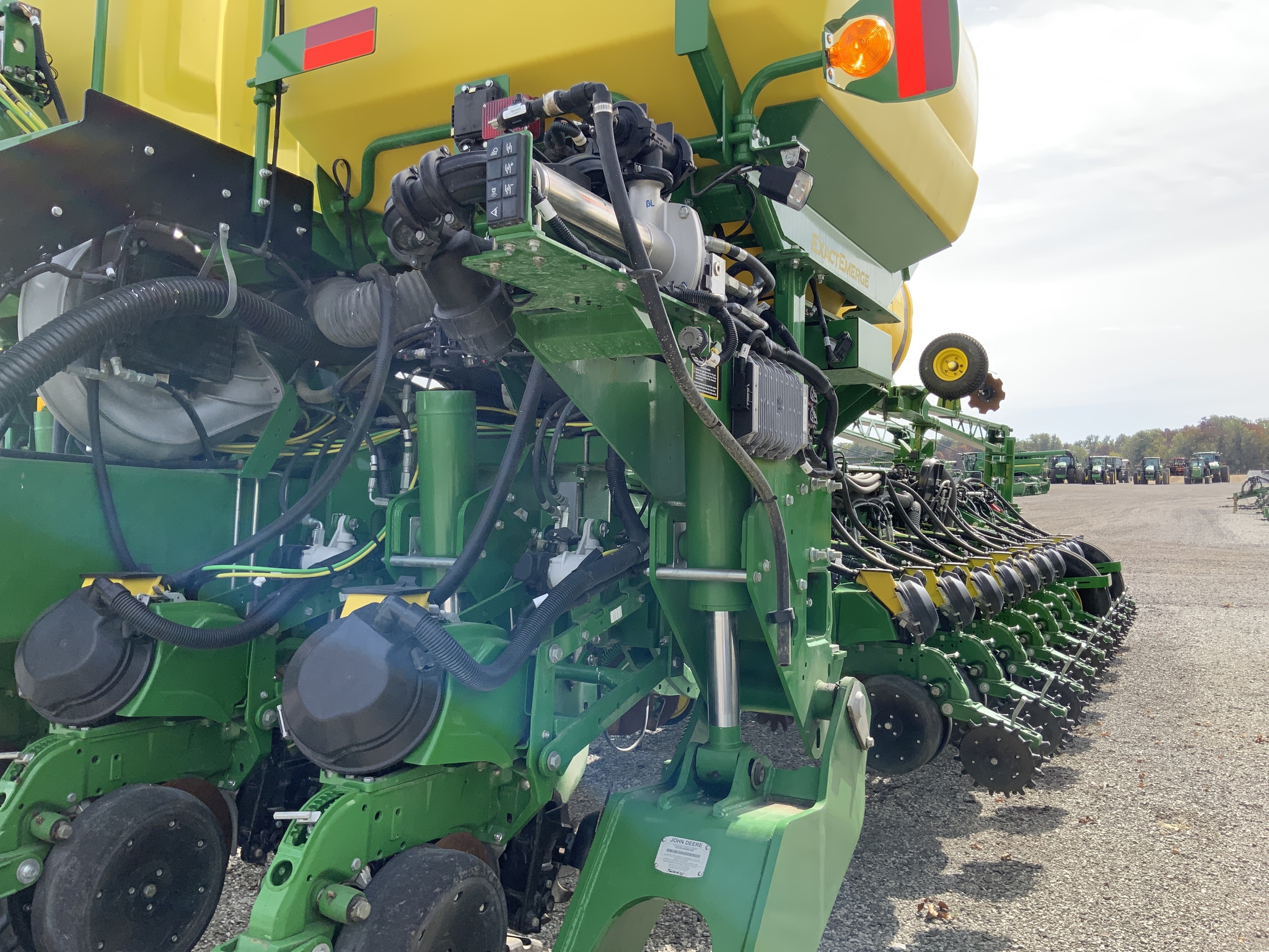 2024 John Deere 1775NT Image 2