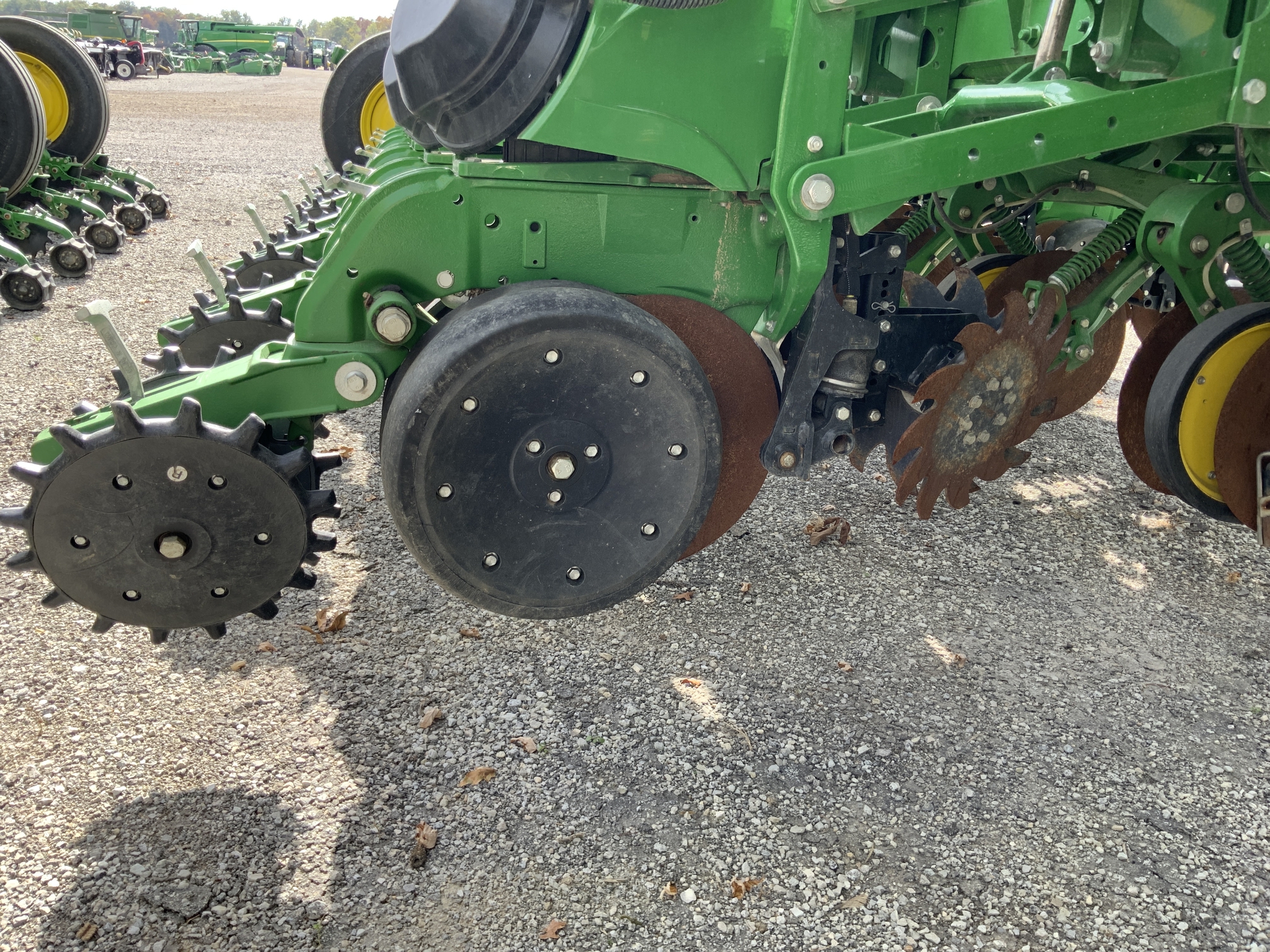 2024 John Deere 1775NT Image 4