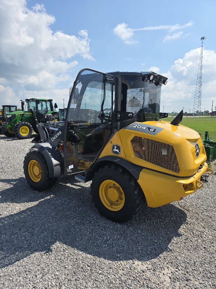 2025 John Deere 324 P Image 2